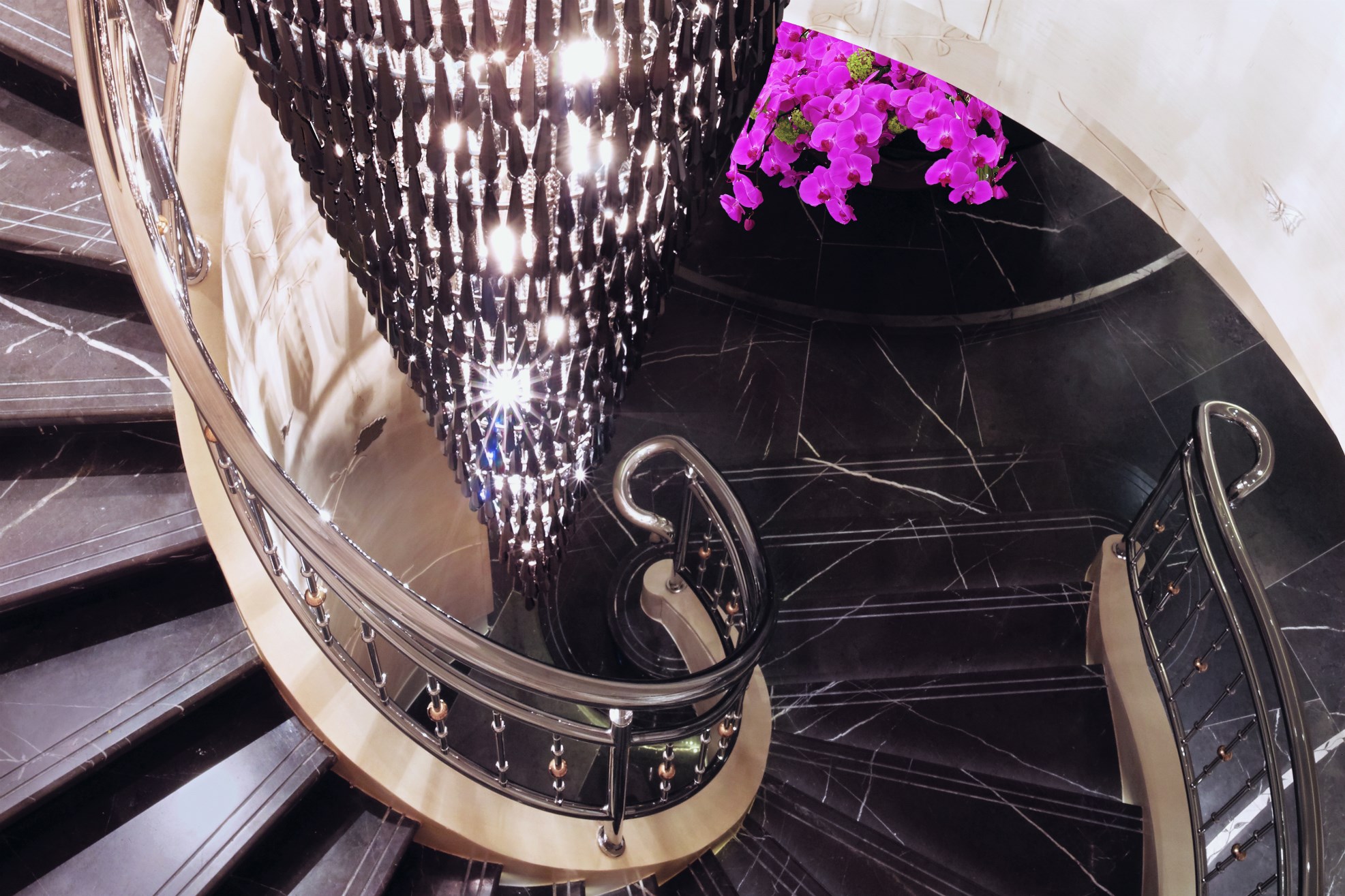 Royal Penthouse spiral stairway