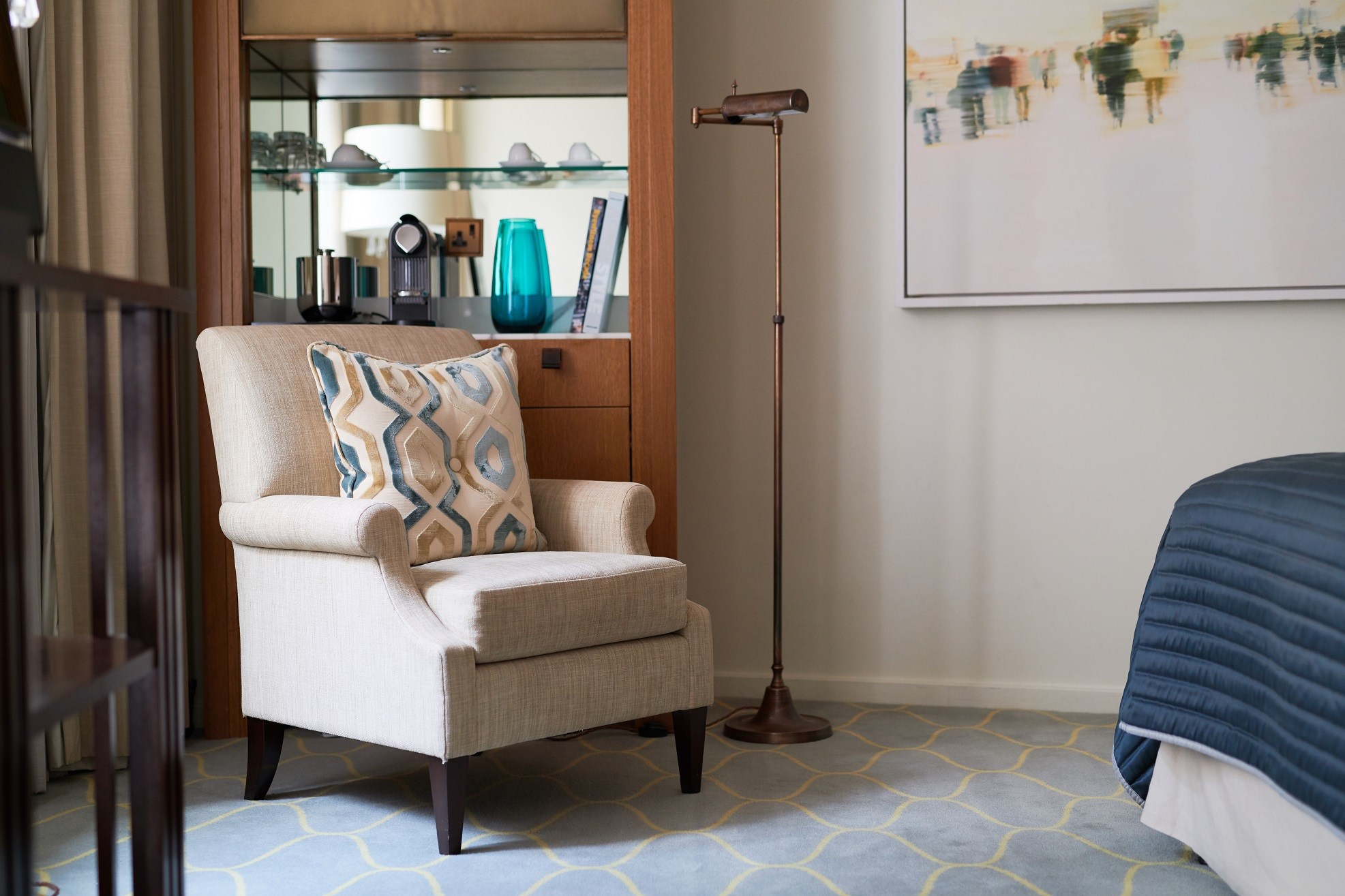 Superior Room chair with cushion