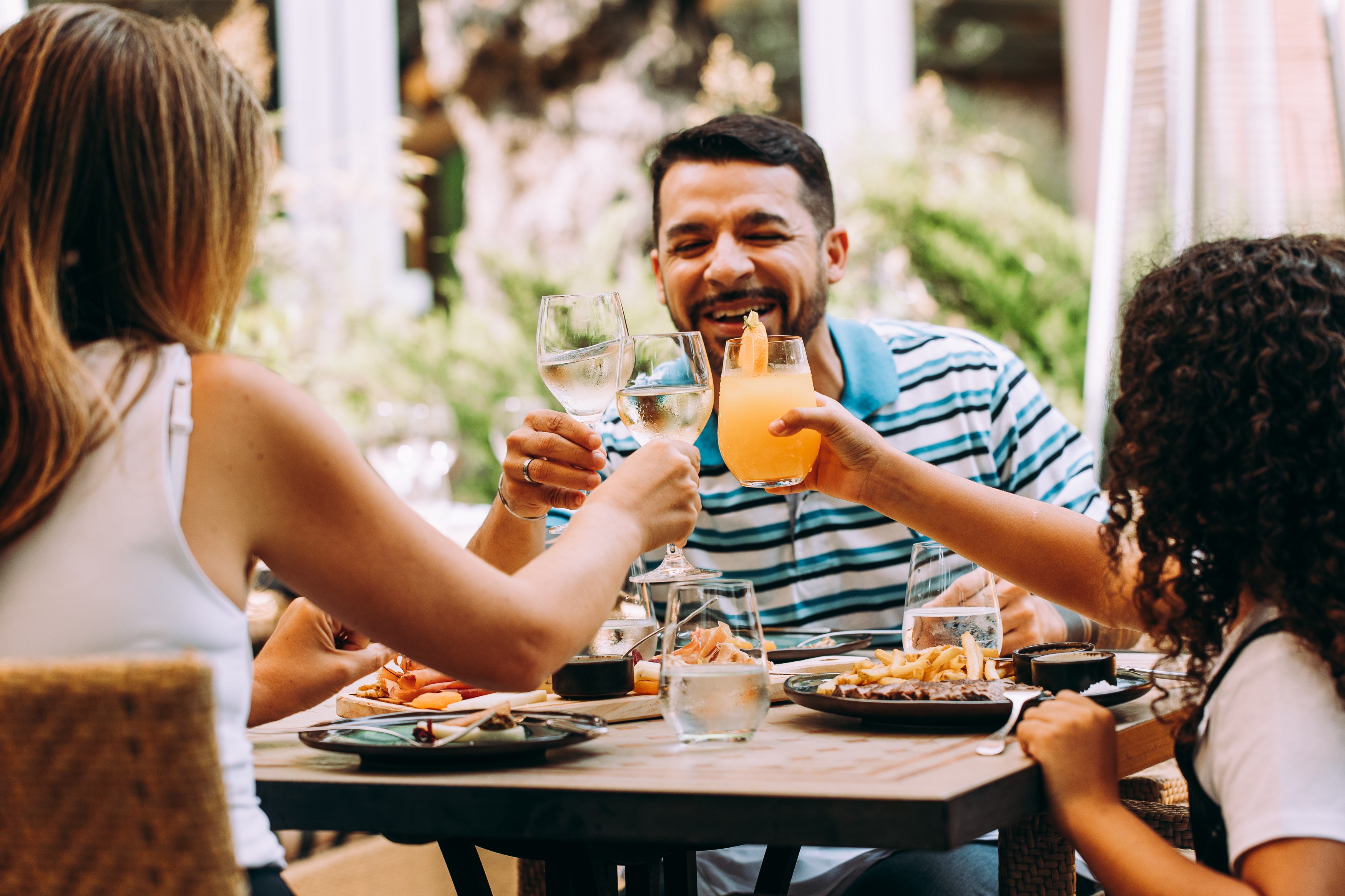 Corinthia-Lisbon-Olivae-Restaurant-Terrace-Lunch