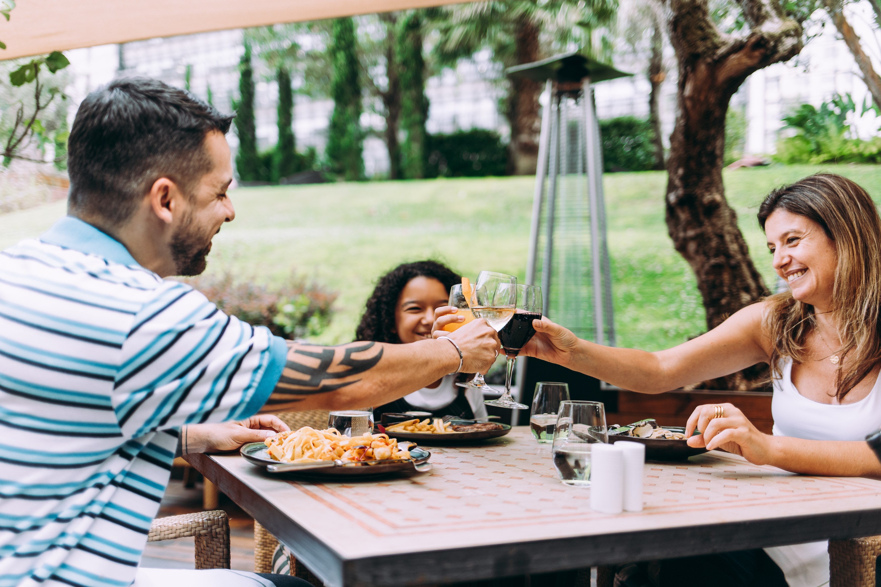 Corinthia-Lisbon-Olivae-Restaurant-Terrace-Lunch