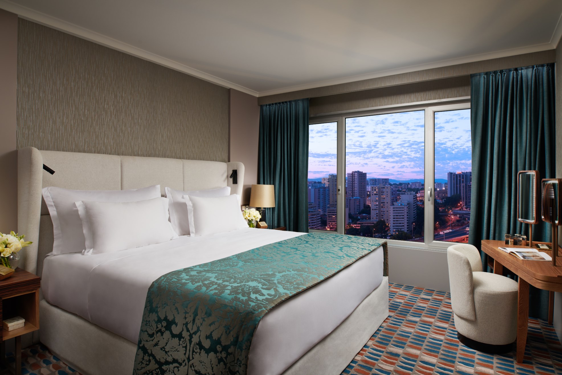 Corinthia-Lisbon-Rooms-and-Suites-Lisbon-Suite