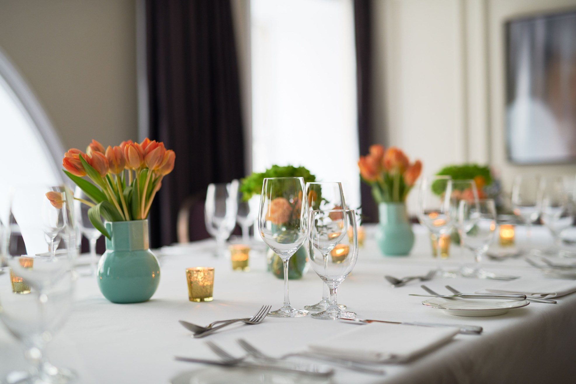 Dinner table details in a meeting room