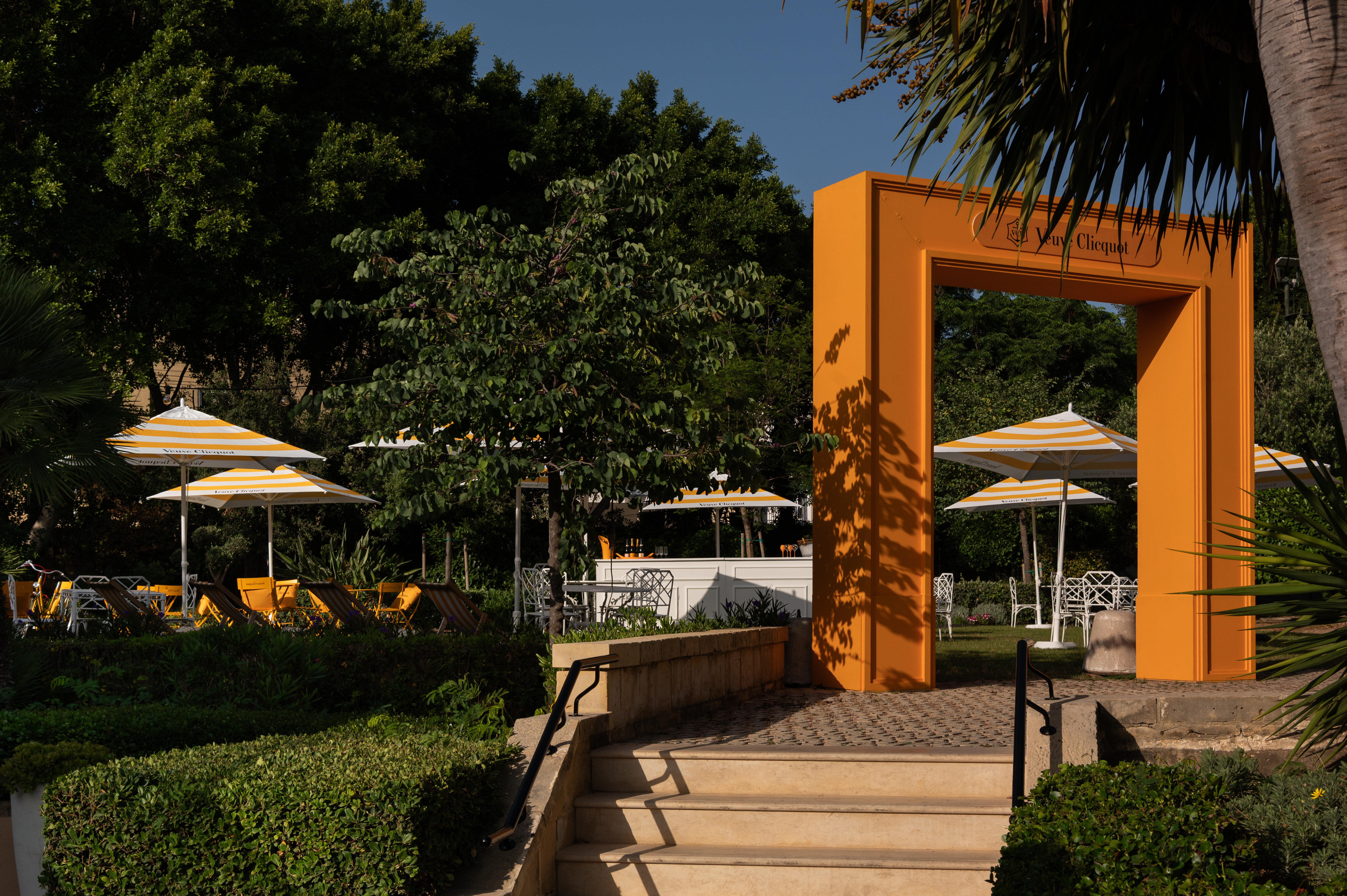 Veuve Clicquot Lounge