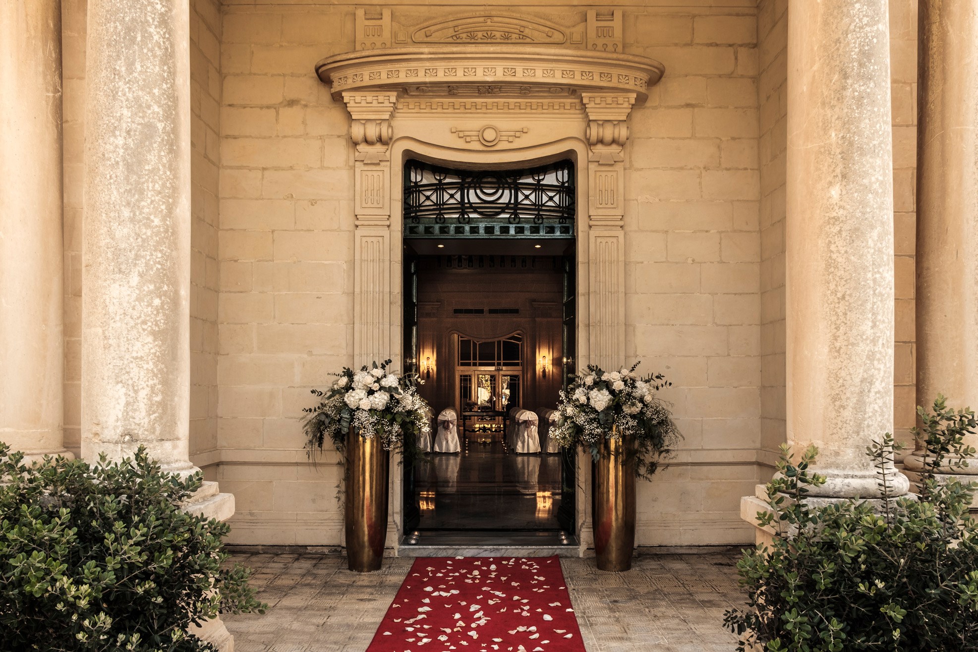 corinthia-palace-malta-villa-wedding-entrance