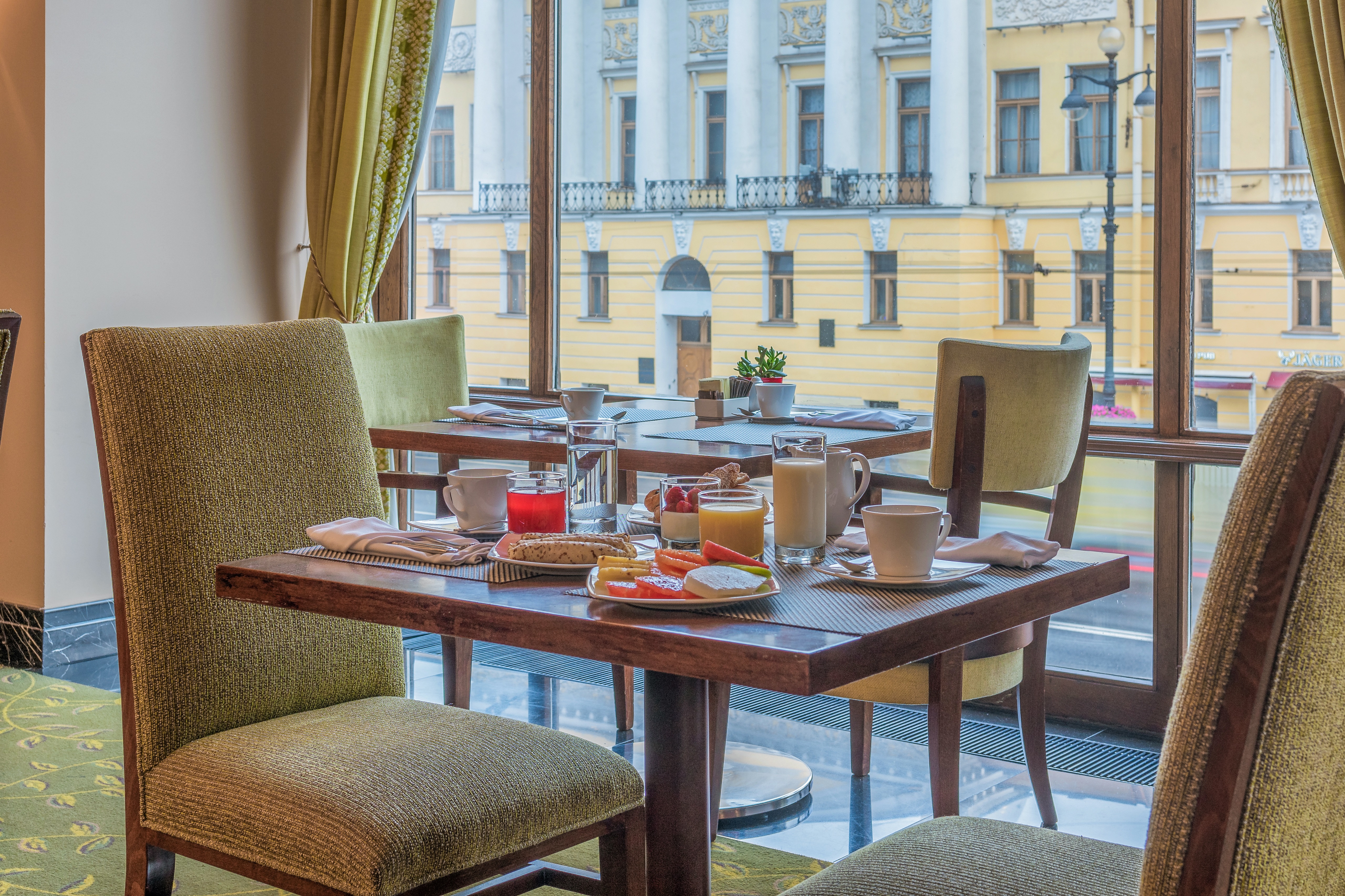 Купить Отель В Центре Спб