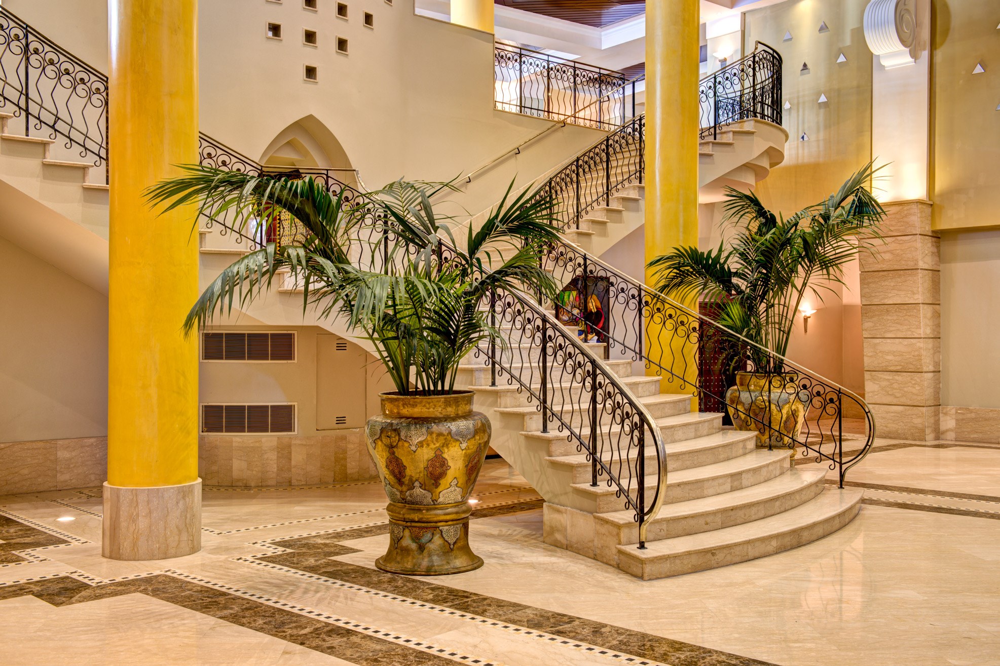 Corinthia-tripoli-lobby